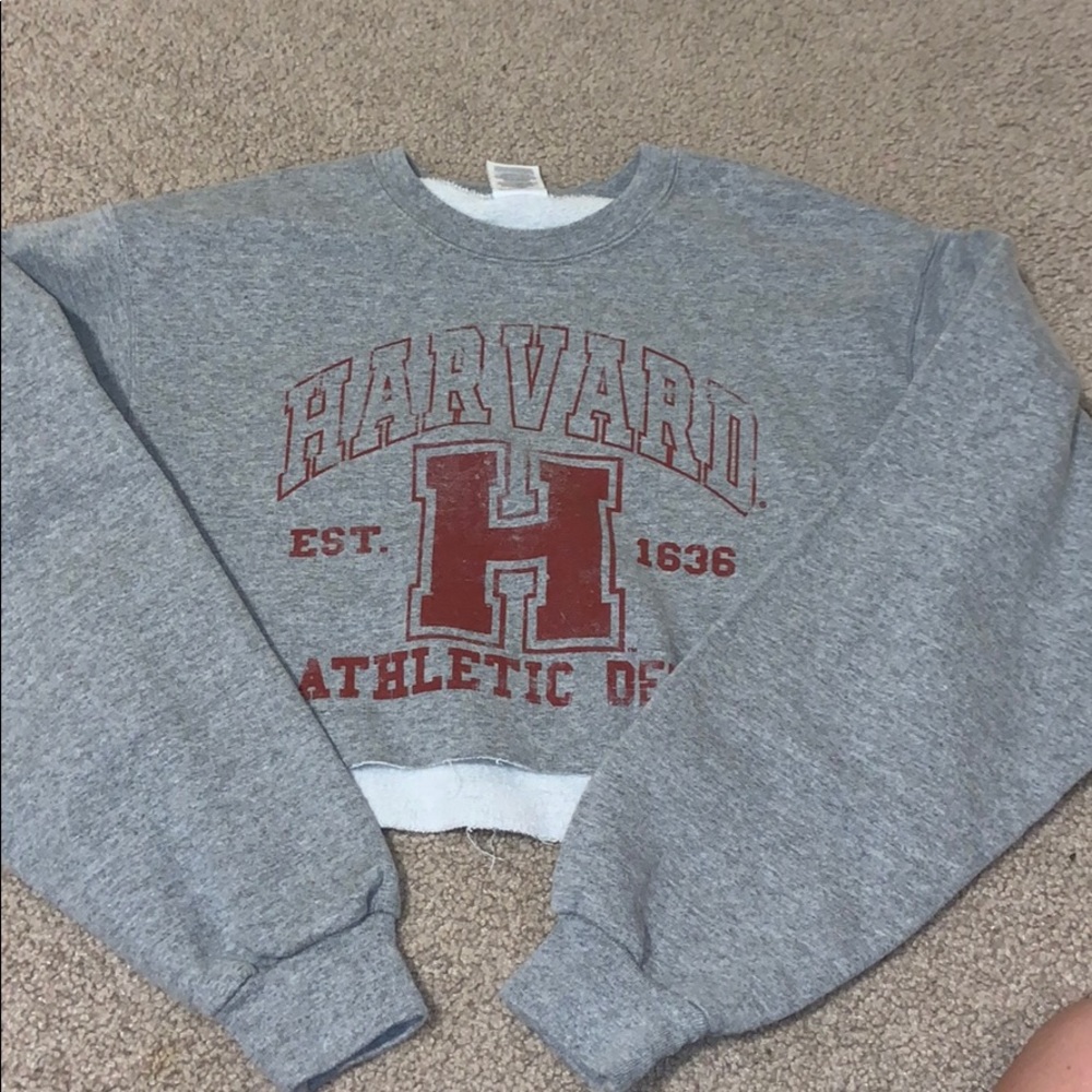 Cropped Harvard sweatshirt